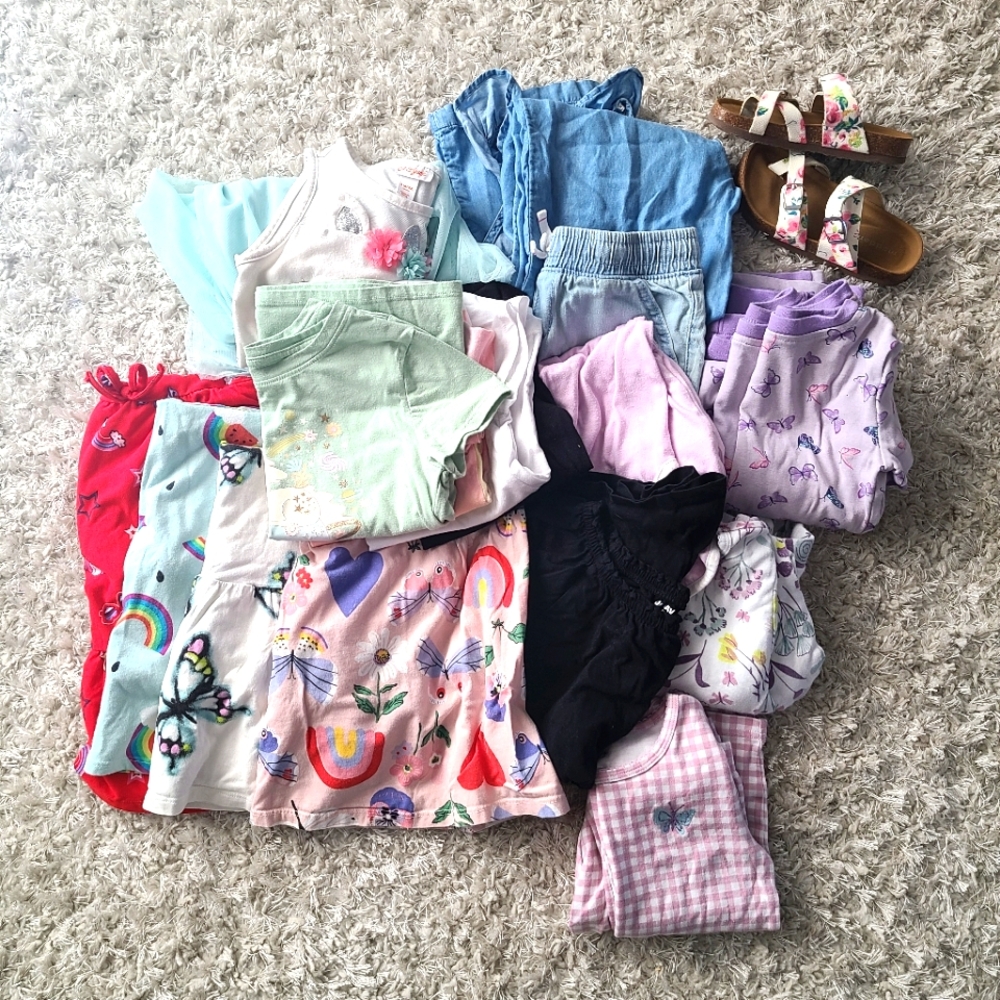 Girls summer lot
